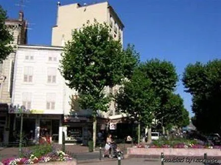 De Paris Et Des Voyageurs 2* 瓦朗斯