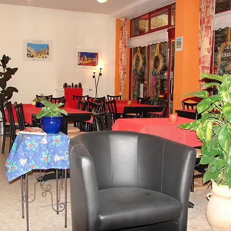 酒店 De Paris Et Des Voyageurs 瓦朗斯